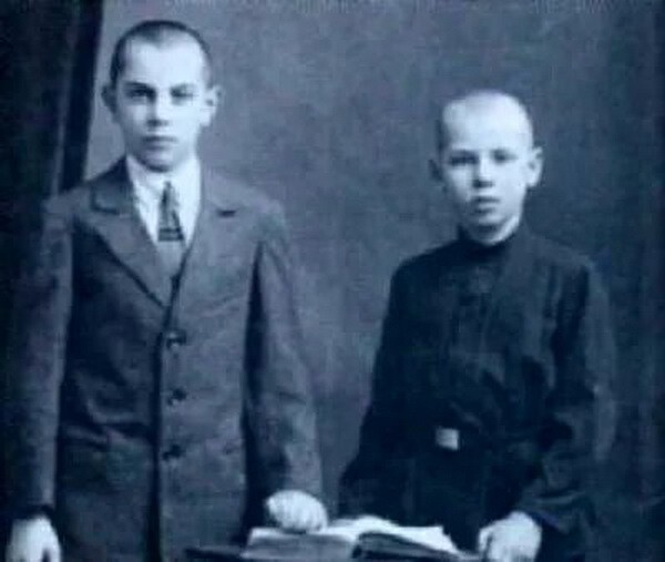 Георгий Жженов со старшим братом Борисом.