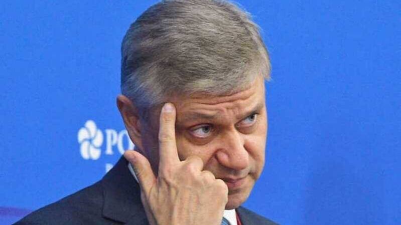 Режет кадры под видом заботы о здоровье