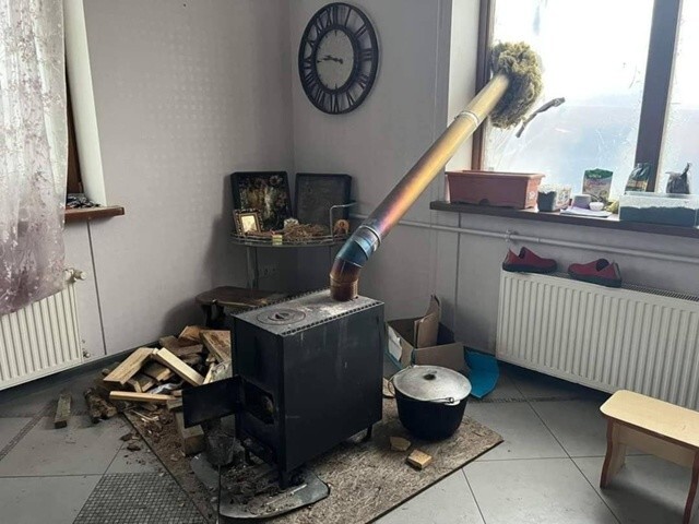 В Куеве отопление включат только в декабре. Случилось что-то ?
