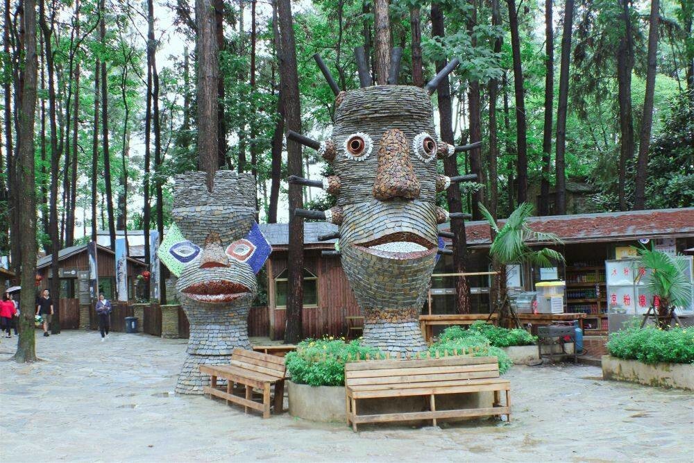 Долина Еланг – долгий каменный сон древнего племени, ставший явью