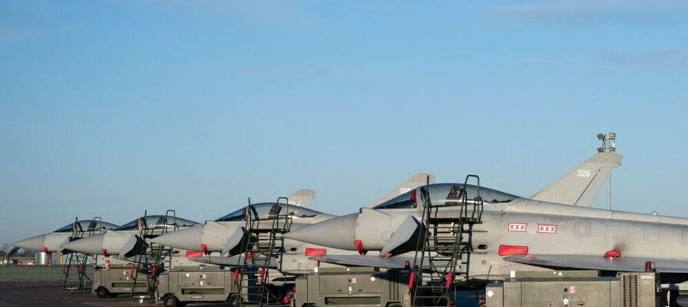 ВЕЛИКОБРИТАНИЯ ЗАКЛЮЧИЛА СДЕЛКУ С ТУРЦИЕЙ НА 8 МЛРД ФУНТОВ СТЕРЛИНГОВ. [Bloomberg] (www.bloomberg.com/news/artic...)