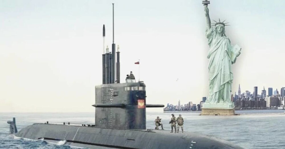 Листая старенький айпад. Русские идут. Как российская подлодка всплыла возле статуи Свободы в США Листая старенький айпад. Русские идут. Как российская подлодка всплыла возле статуи Свободы в США