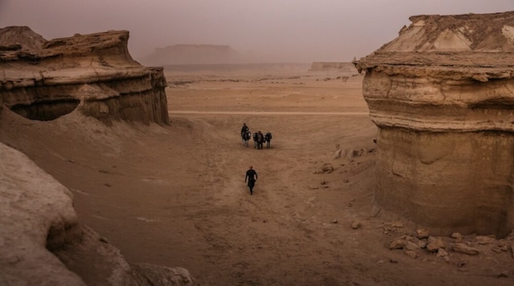 Съемки сериала «Трудно быть богом» завершены — первые кадры уже здесь