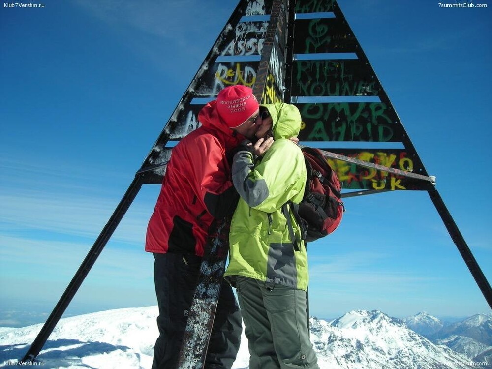 "Не имел понятия, что в средневековой стране этого делать нельзя": в Индии российского путешественника чуть не отправили в тюрьму из-за GPS-устройства в багаже "Не имел понятия, что в средневековой стране этого делать нельзя": в Индии российского путешественника чуть не отправили в тюрьму из-за GPS-устройства в багаже