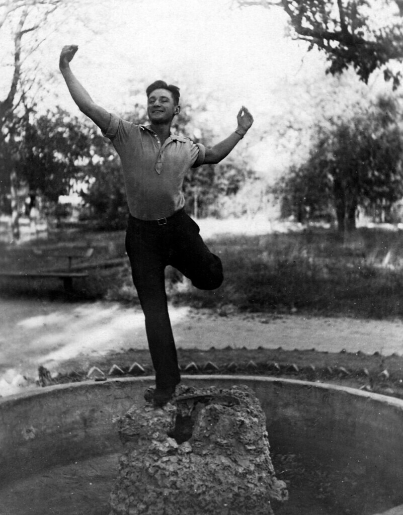 Марк Фишман. Сентябрь 1938 года. Неизвестный автор. Новочеркасск. Марк Фишман. Сентябрь 1938 года. Неизвестный автор. Новочеркасск.