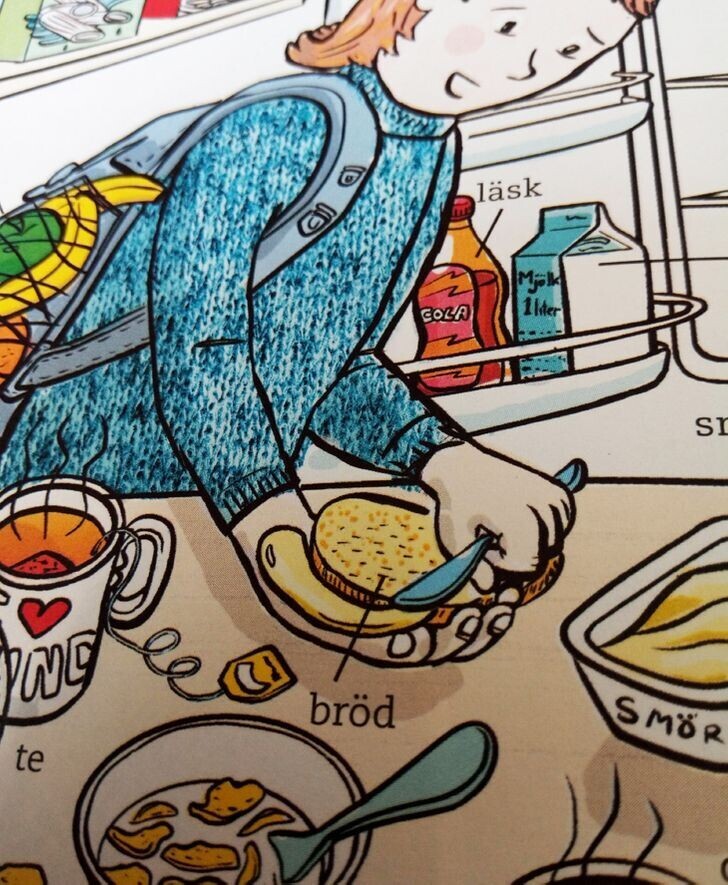 Почему она масло намазывает на руку? Почему она масло намазывает на руку?