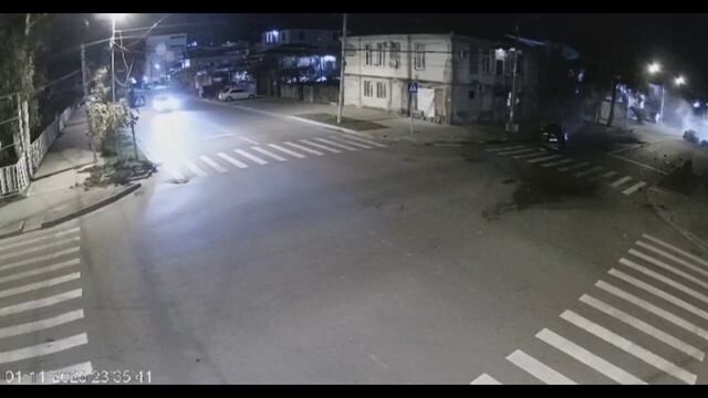 ДТП в Сухуме  "На красный, против шерсти, скрылся с места ДТП"