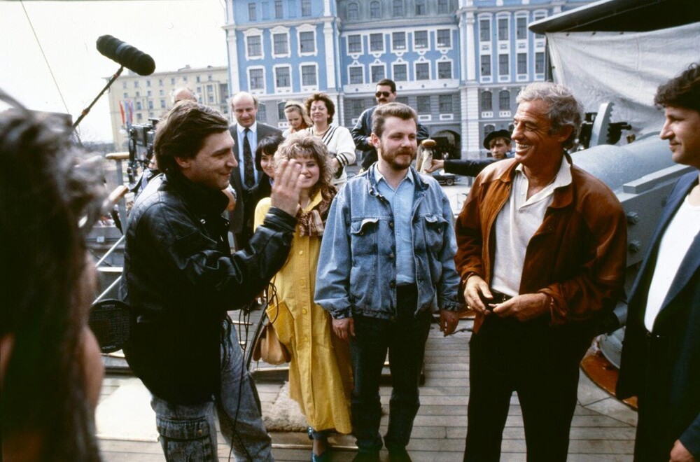 Александр Невзоров (*признан иностранным агентом) и Жан-Поль Бельмондо на крейсере "Аврора".