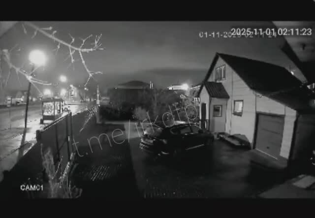 ДТП с домом в Иркутске "Быстро бегают"