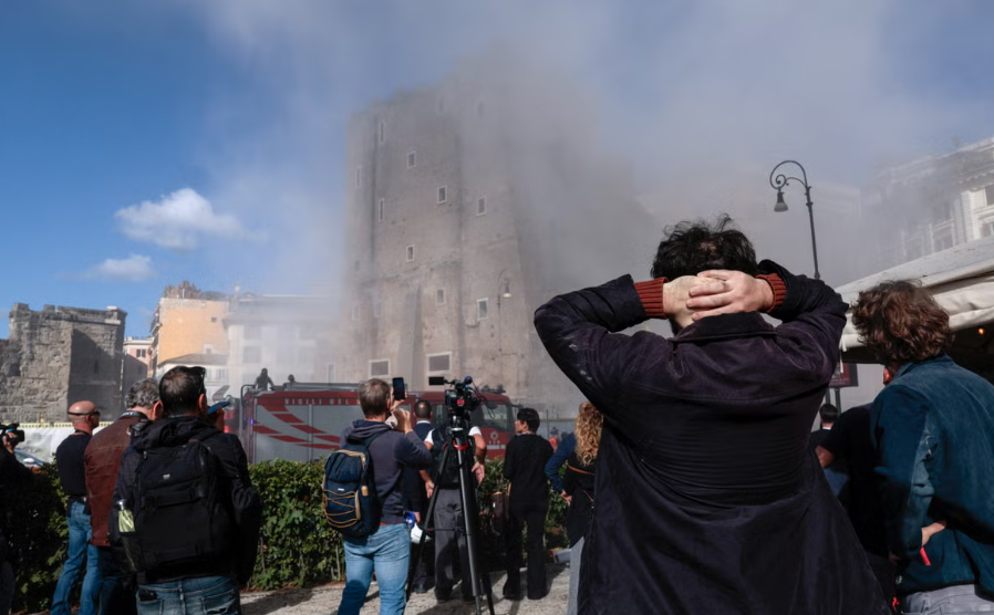 В центре Рима обрушилась часть исторической башни