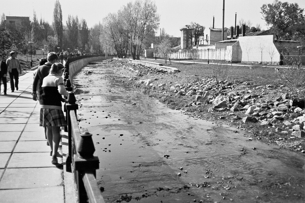 Набережная реки Салгир в Симферополе