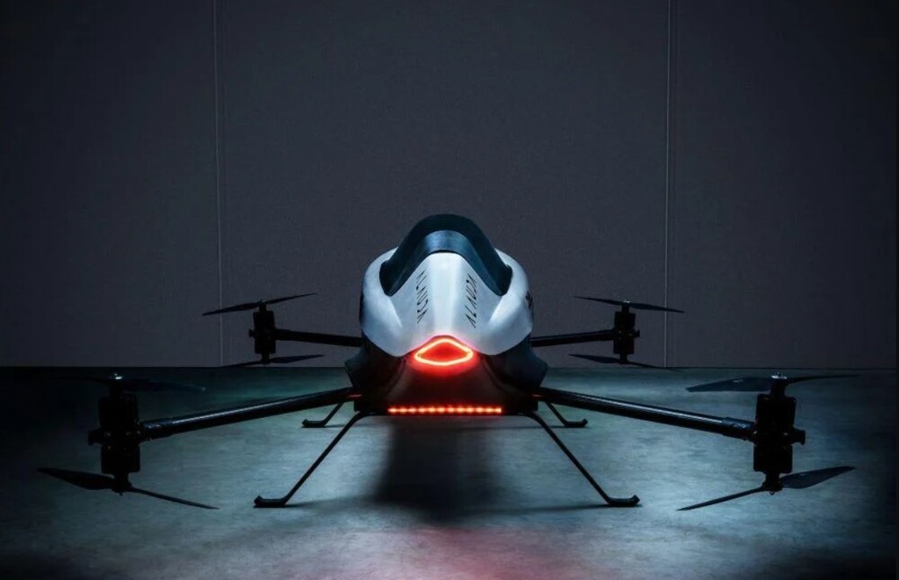 Небо вместо дороги: Австралия устраивает гонки, Китай — массовку