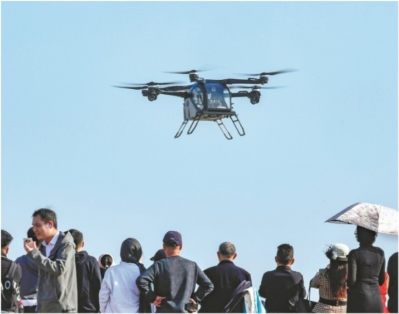 Небо вместо дороги: Австралия устраивает гонки, Китай — массовку