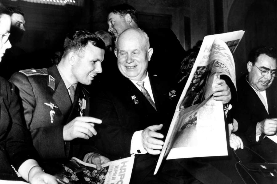 Почему Гагарин не мог летать 2 года после полета в космос. Причины запрета, которые не афишировали