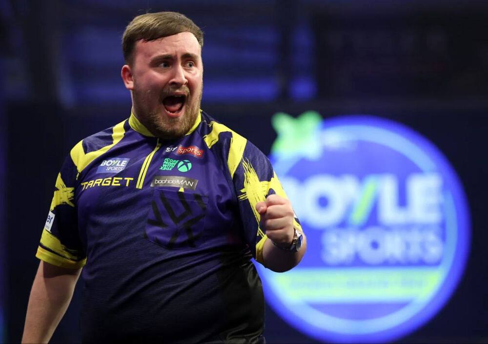 Самым сексуальным спортсменом мира посетительницы сайта знакомств назвали 18-летнего любителя шаурмы и дартса