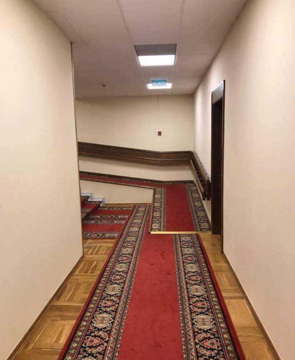 10. Куда ты, дорожка, меня привела?