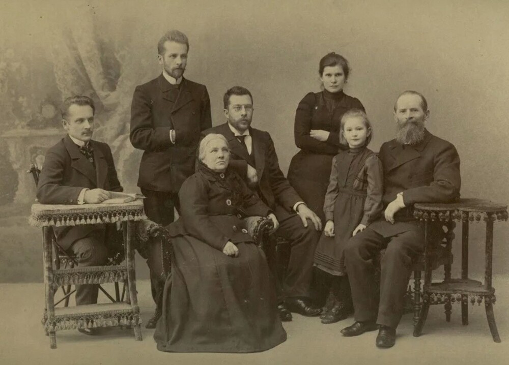 Ваши предки – дворяне или простолюдины? Простой способ узнать их статус