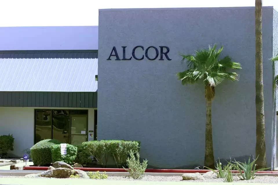 Джеймс Бедфорд: вечный пациент в ожидании будущего