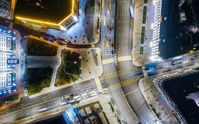 Кто занимается улучшением дорожного движения в Москве