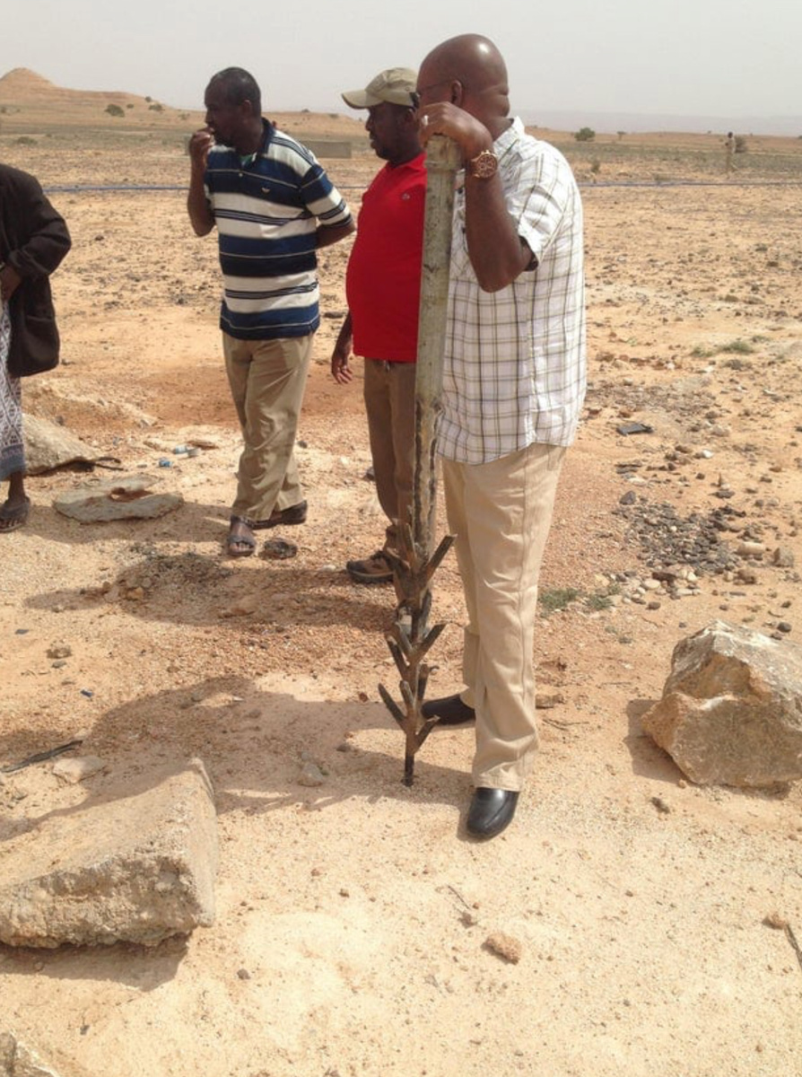 С помощью этой штуковины получается достать насосы, которые ранее упали в колодец