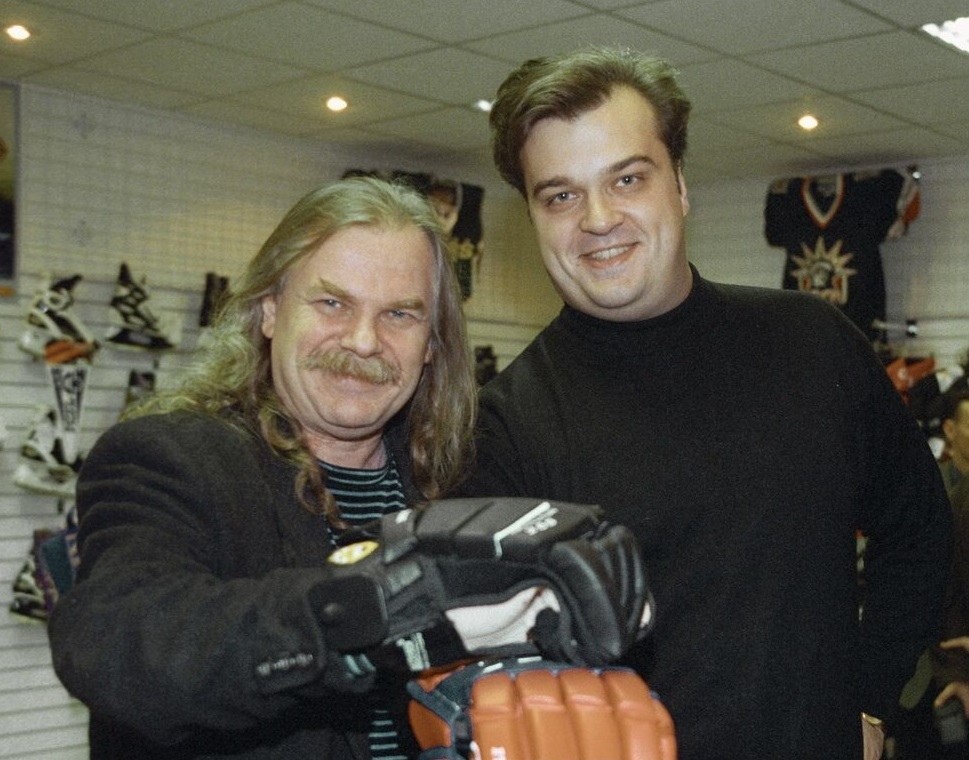 Владимир Пресняков старший и спортивный комментатор Василий Уткин, 2000 год.