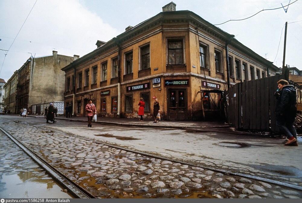 Дом номер 17 по Кузнечному переулку