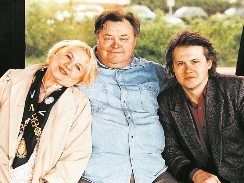 Вячеслав Невинный с женой и сыном