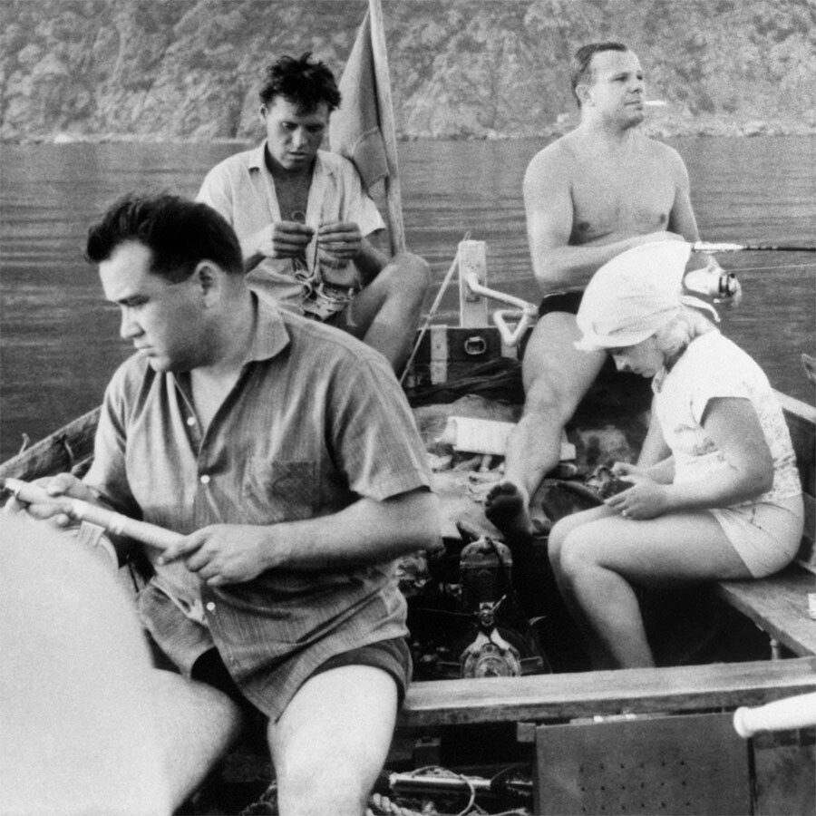 Рыбалка рядом с Артеком. 