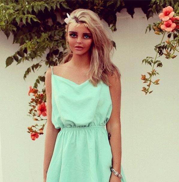 13. Блогер, которая утверждает, что никогда не делала пластических операций и не редактирует свои фотографии