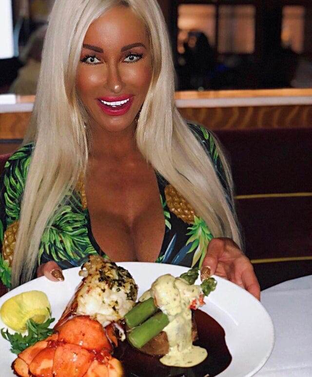 8. Выглядит хищно