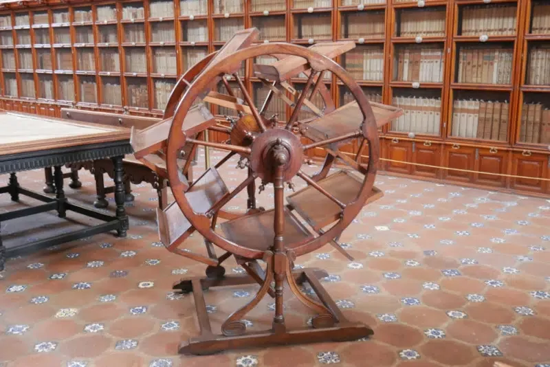 Колесо знаний – революционный механизм Агостино Рамелли