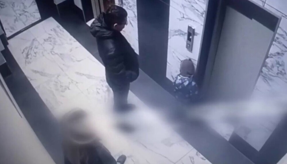 Маленький мальчик упал в шахту лифта в Воронеже