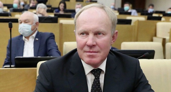 "У нас не бывает отпусков": депутат Госдумы рассказал о загруженности на работе