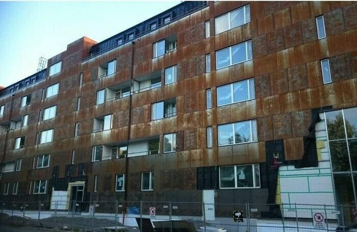 8. Ржавый дом в Мальмё был признан самым уродливым новым зданием в Швеции в 2019 году