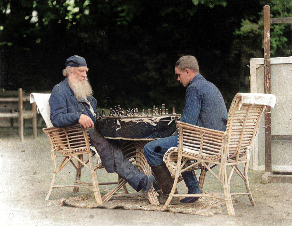 Как Лев Толстой обращался со своими крепостными. И почему не сразу отпустил их на волю