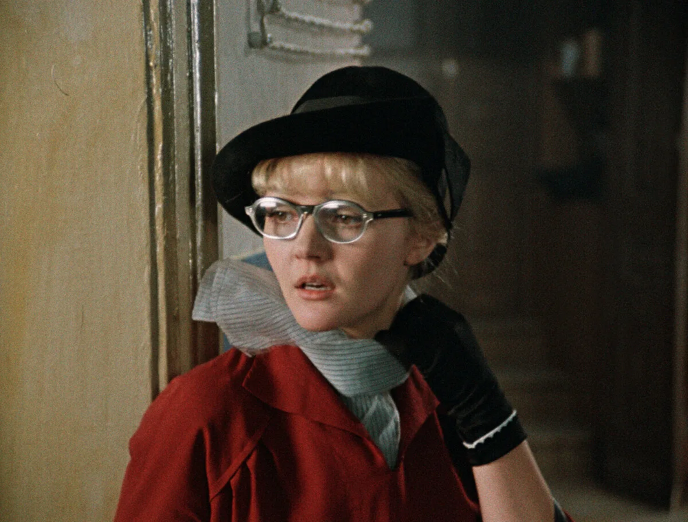 «Я вся такая, противоречивая вся». Что означают эти фразы на самом деле и какие отсылки заложил режиссер «Покровских ворот»