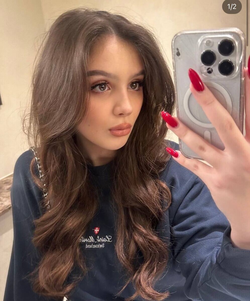 5 дочерей знаменитых родителей, демонстрирующих возрастной диссонанс