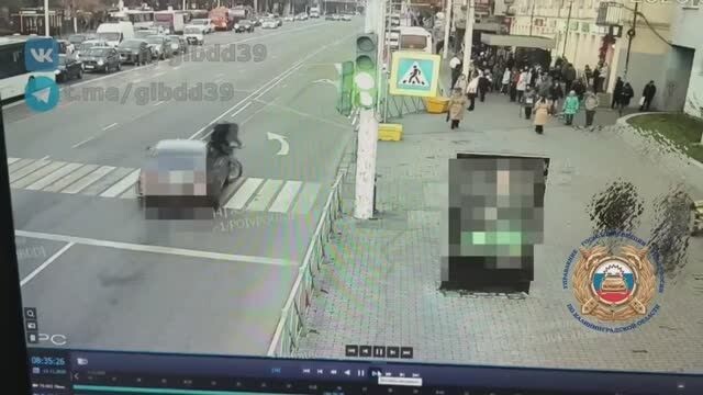 ДТП в Калининграде "Он добрался до тротуара"