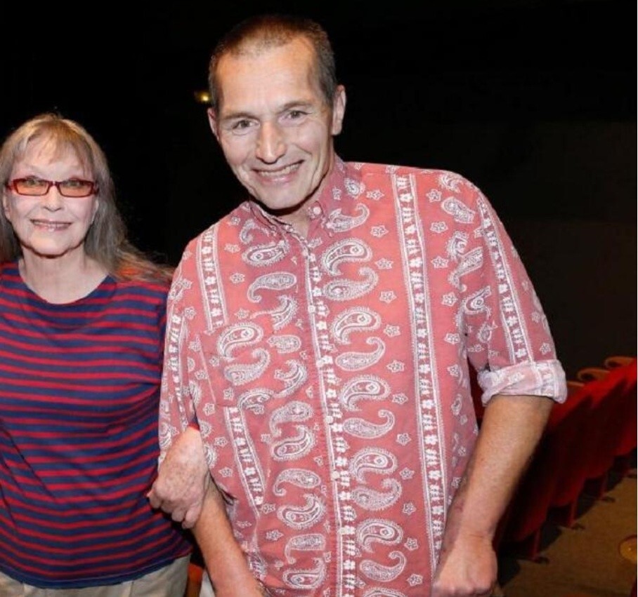 "Я почти сожалею, что смерть пощадила его": испытание материнской силы и любви Марины Влади