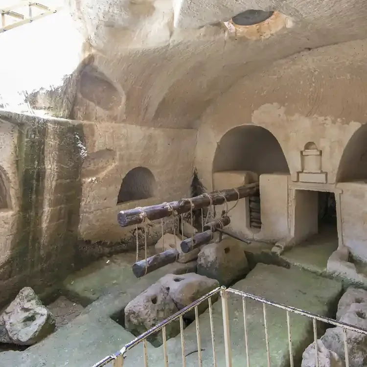 Мареша - подземный город тысячи пещер