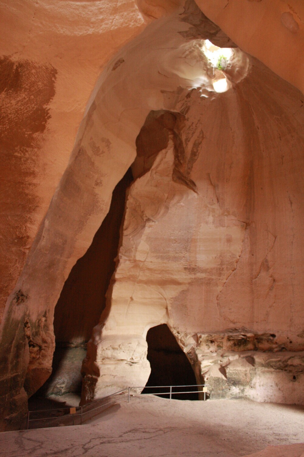 Мареша - подземный город тысячи пещер