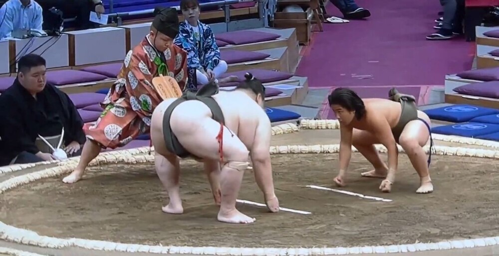 16-летний парень победил соперника вдвое крупнее него