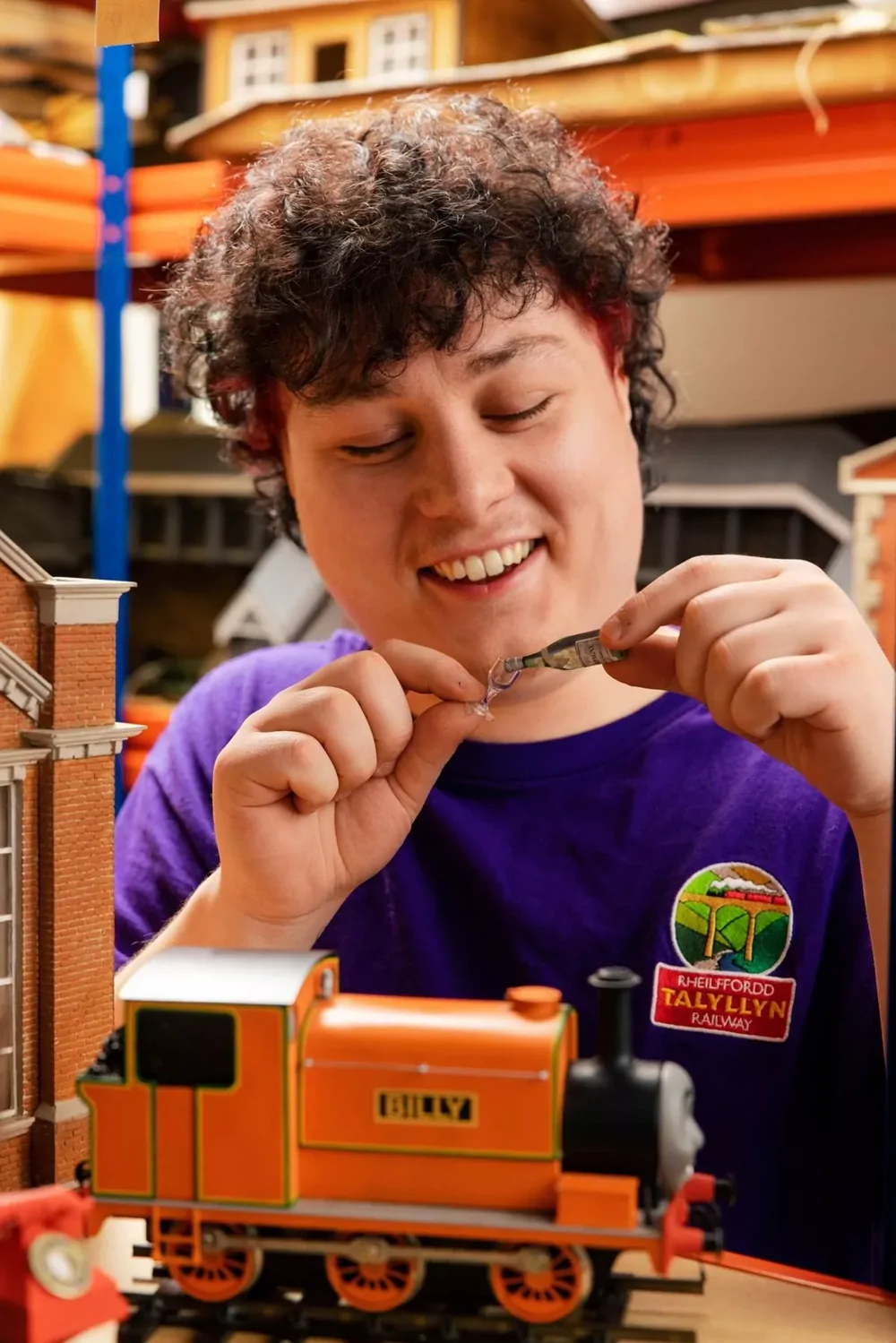 Вместо виллы и Феррари: победитель лотереи потратил деньги на странную детскую мечту