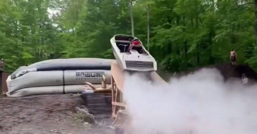 Трамплин для моторной лодки