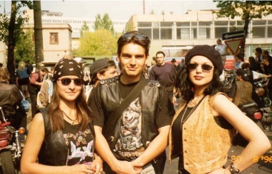 Посетители «Байк-Шоу» в Москве, 1996 год.