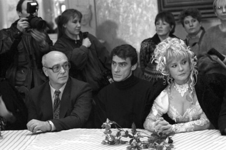 Леонид Куравлев, Валерий Гаркалин и Вера Алентова во время пресс-конференции, посвященной съёмкам фильма "Ширли-Мырли"