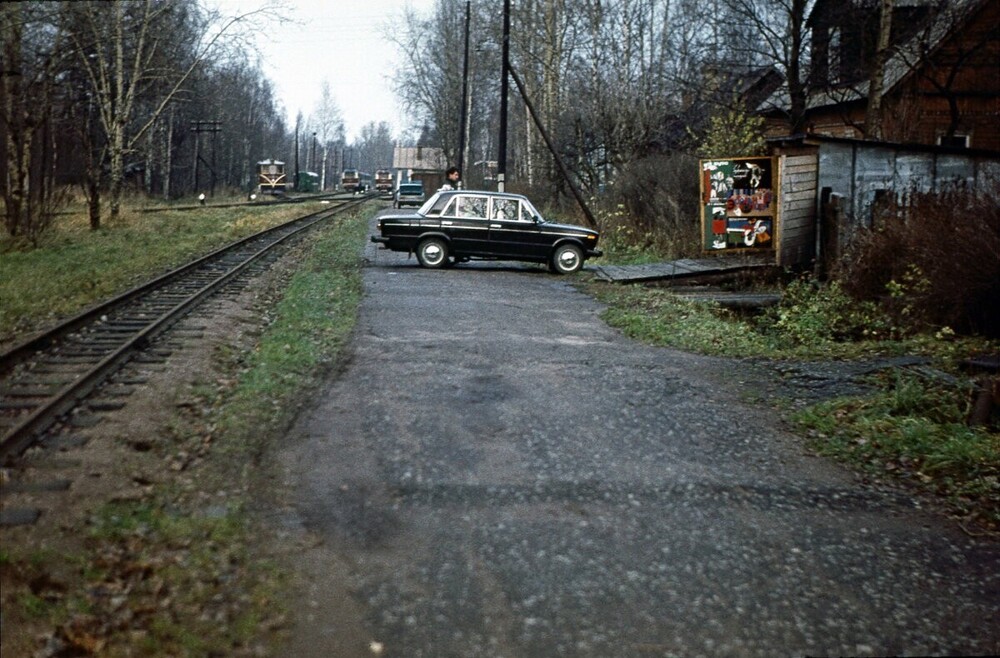 Малая Октябрьская железная дорога около станции Озерная.