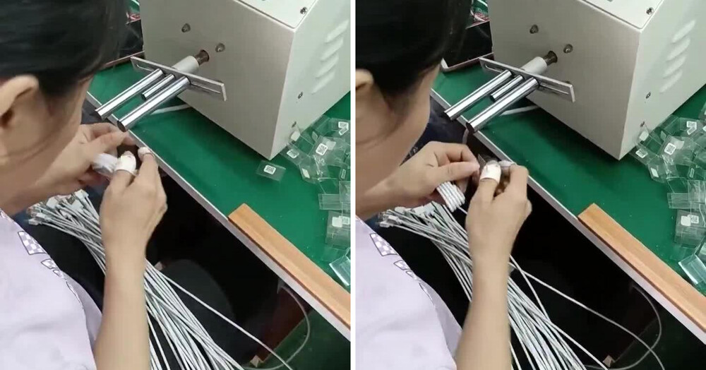 На видео показали процесс упаковки зарядных кабелей на фабрике в Китае ️