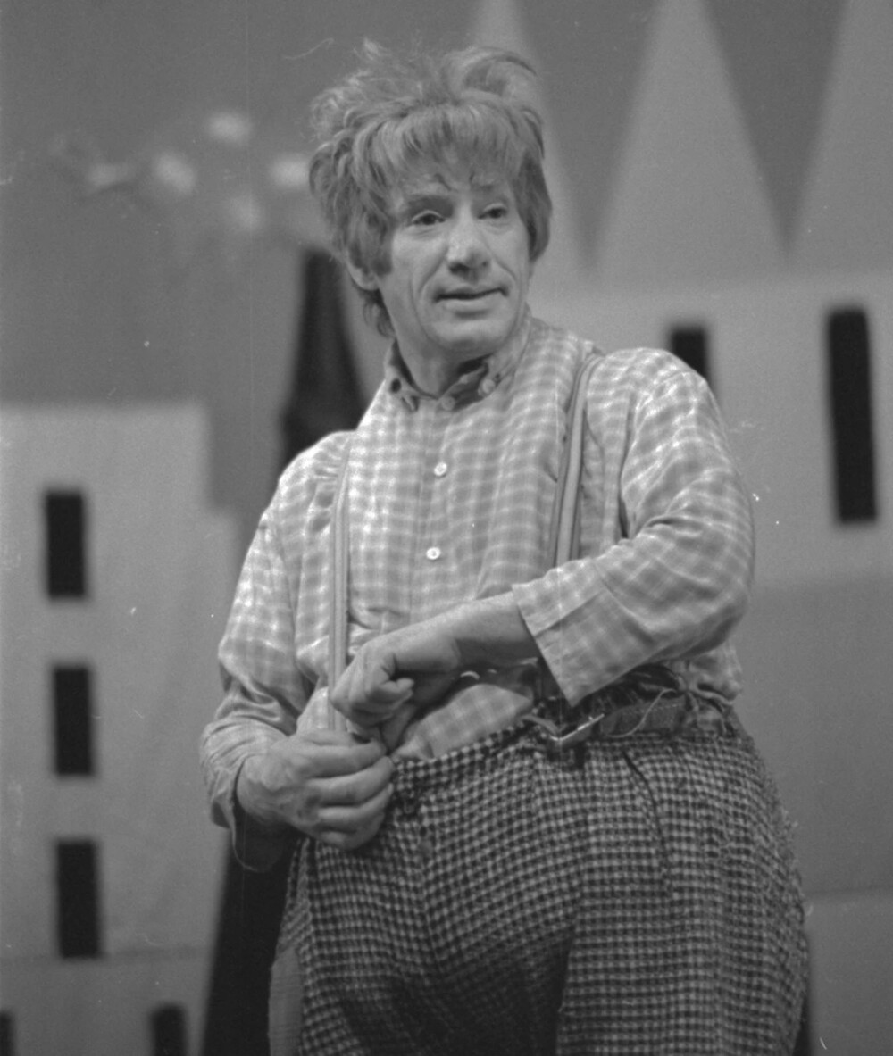 Спартак Мишулин. 