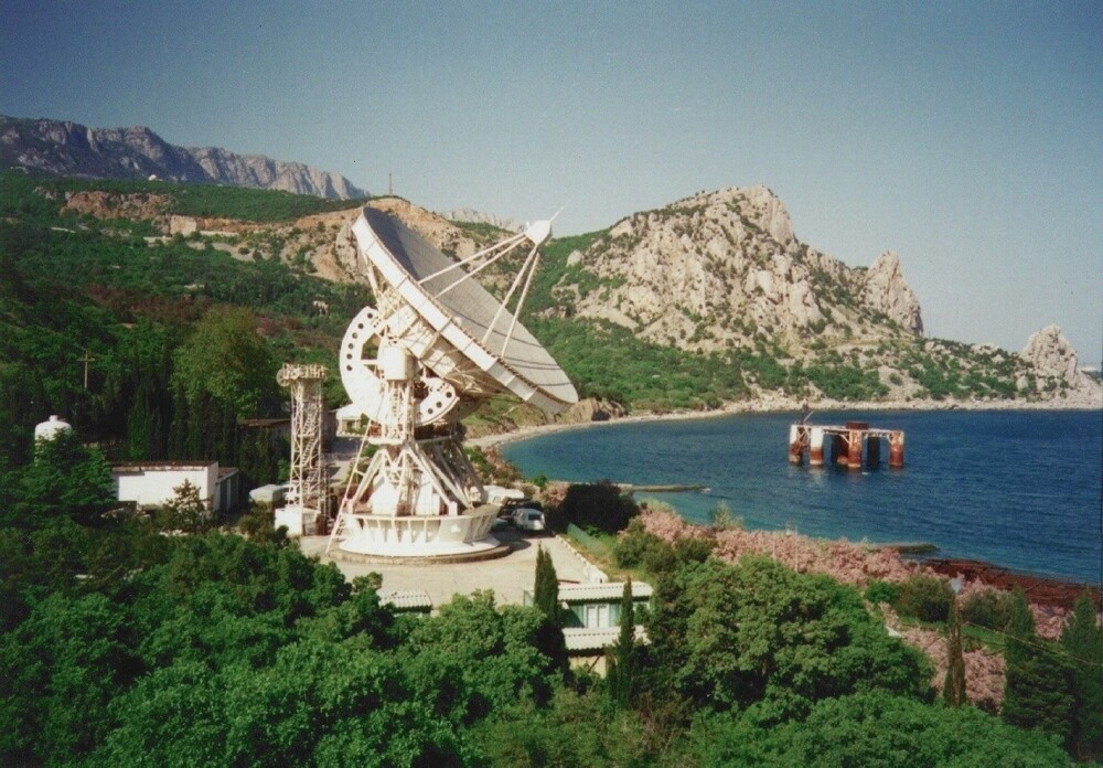 Крым научный: Радиотелескоп РТ-22 в Кацивели.